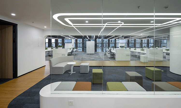 高檔透明玻璃隔斷辦公室