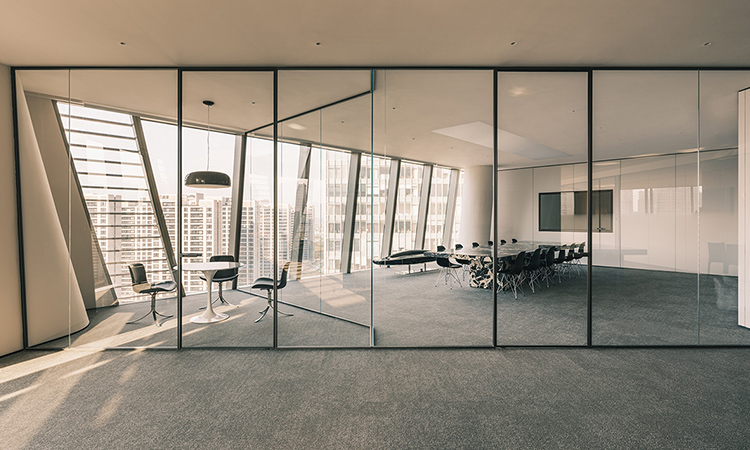 選擇上海本地知名的辦公室裝修公司有哪些優(yōu)勢(shì)？