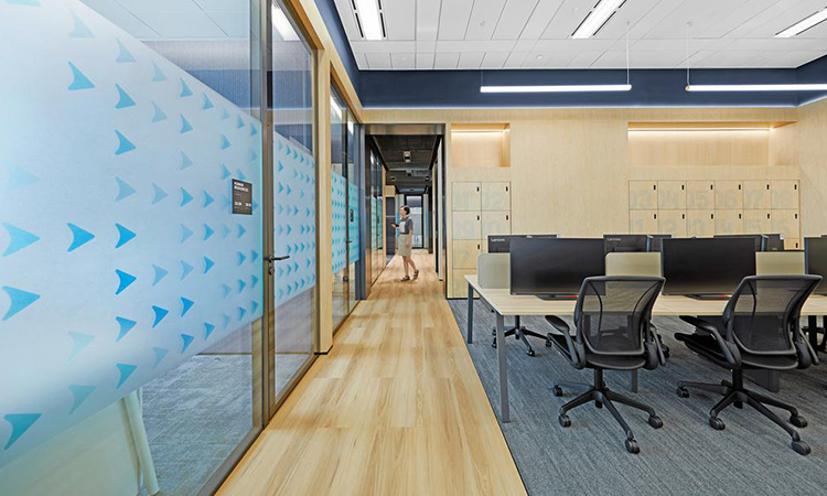 開發(fā)部辦公區(qū) 開發(fā)部辦公區(qū)